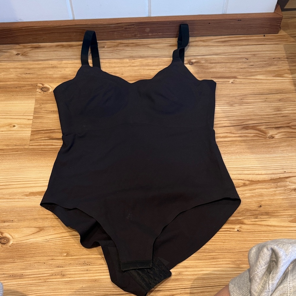 Knix Black Bodysuit M